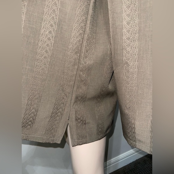 Jash Creation Embroidered Blouse 42 - Picture 6 of 9